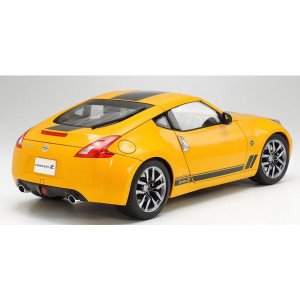 NISSAN 350Z HERITAGE EDITION 3