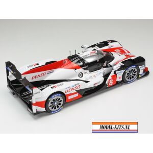 TOYOTA GAZOO RACING TS050 HYBRID 8