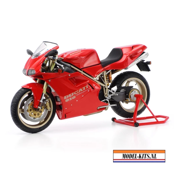DUCATI 916 1
