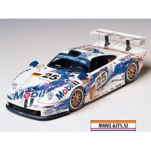 PORSCHE 911 GT1 1