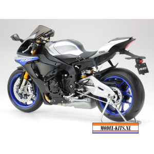 Yamaha YZF R1M 2