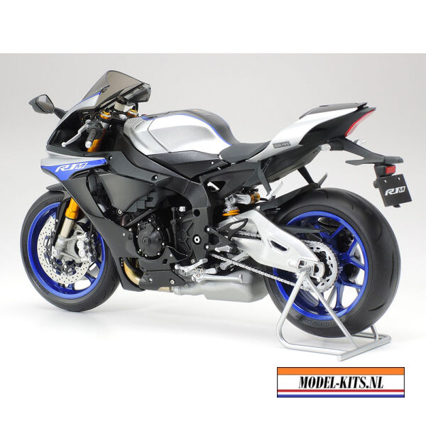 Yamaha YZF R1M 2