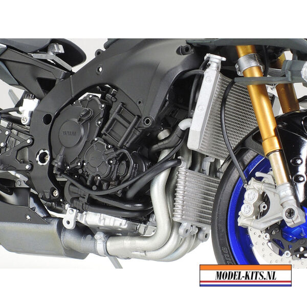 Yamaha YZF R1M 3