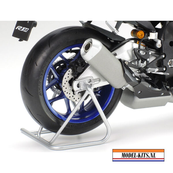Yamaha YZF R1M 7