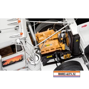 revell 1 25 kenworth w 900 3