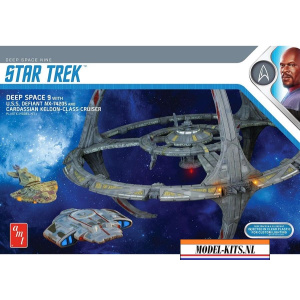 white star trek deep space nine