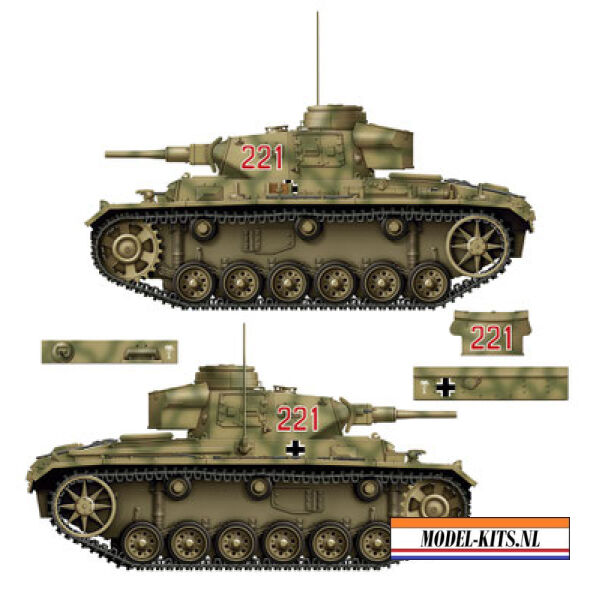 PANZER III AUSF.J 3IN1 8
