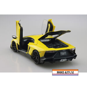 LAMBORGHINI AVENTADOR 50° ANNIVERSARIO 3