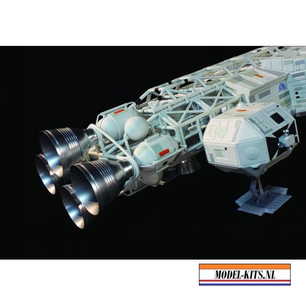 SPACE 1999 EAGLE TRANSPORTER 2