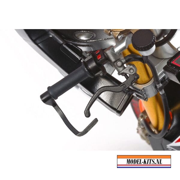 HONDA RC213V 2014 3