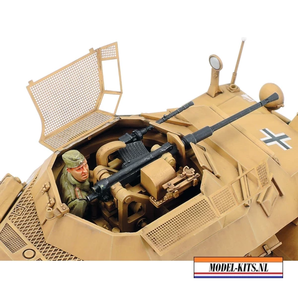 SD. KFZ. 222 LEICHTER PANZERSPÄHWAGEN 4x4 AFRIKA KORPS 3