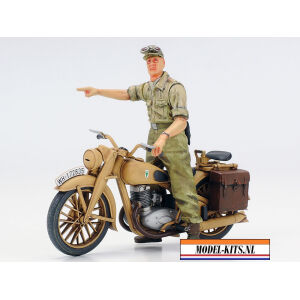 SD. KFZ. 222 LEICHTER PANZERSPÄHWAGEN 4x4 AFRIKA KORPS 4