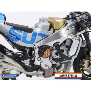 suzuki ecstar gsx rr 2020 13