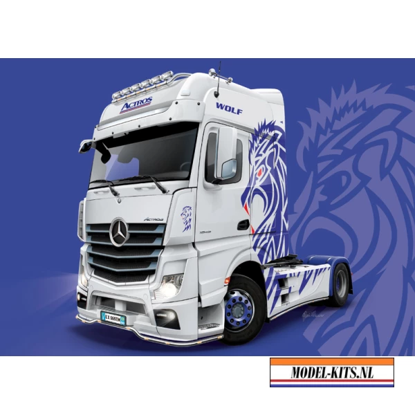 MERCEDES BENZ ACTROS MP4 SHOWTRUCK 1
