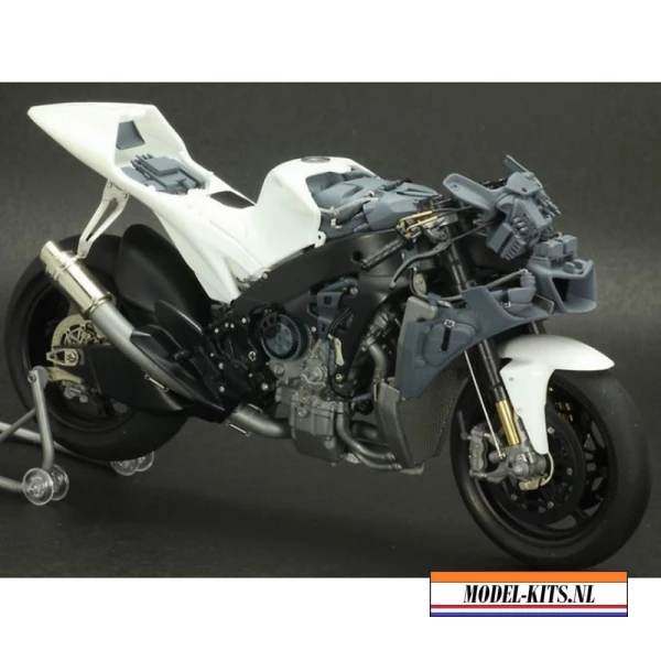 YZR M1 09