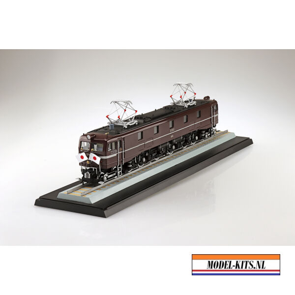 ELECTRIC LOCOMOTIVE EF58 ROYAL ENGINE 1