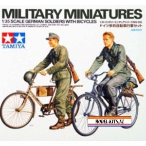 GERMAN SOLDIERS WITH BICYCLES 1