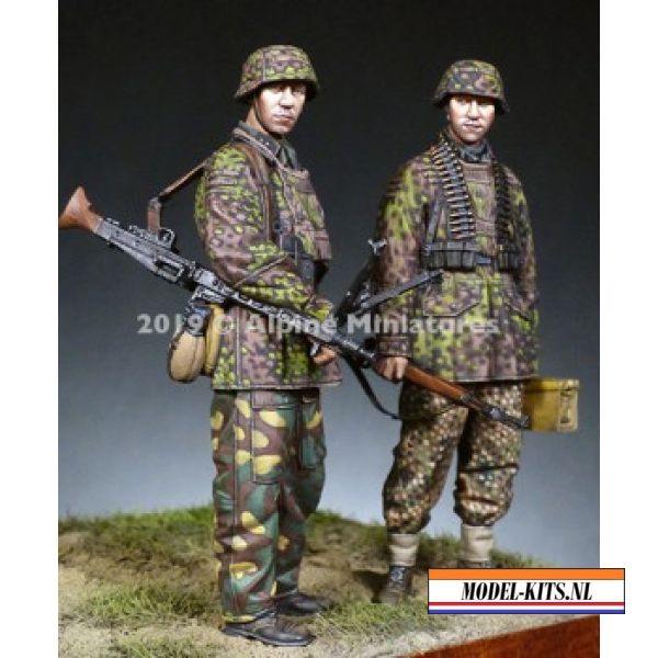 MG TEAM 12 SS HJ SET 2 FIGS