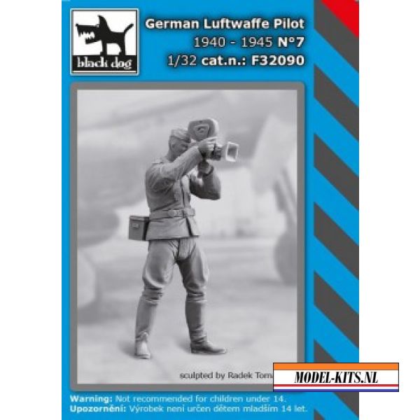 WWII GERMAN LUFTWAFFE PILOT NO.7 1940 45