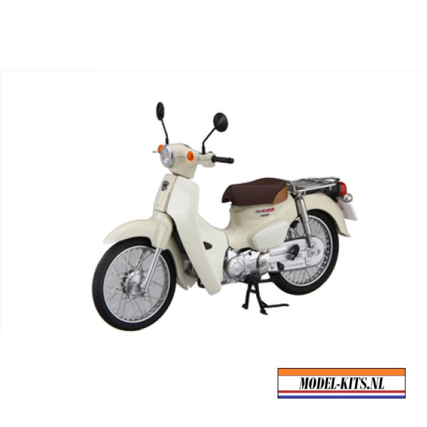 Honda Super Cub 110 Virgin Beige 1