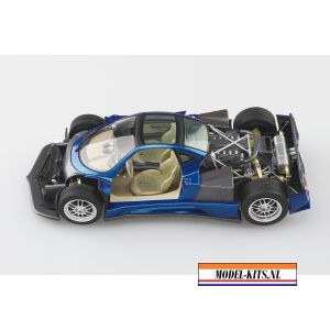 PAGANI ZONDA C12S 2000 2