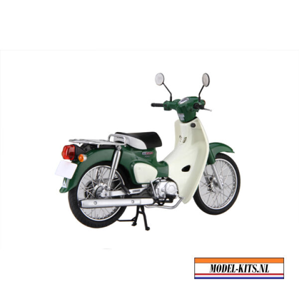 SUPERCUB110 TASMANIA GREEN METALLIC 1