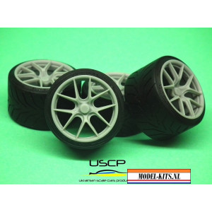 HRE P101 CENTER LOOK WITH TIRES