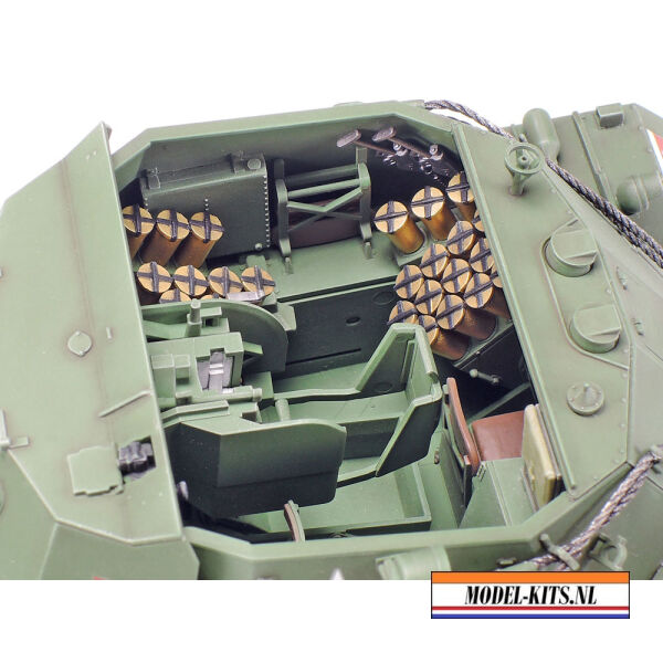 BRITISH SELF PROPELLED ANTI TANK GUN ARCHER 3