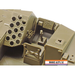 BRITISH SELF PROPELLED ANTI TANK GUN ARCHER 9