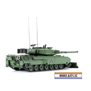 CANADIAN MAIN BATTLE TANK LEOPARD C2 MEXAS WITH DOZER BLADE 2