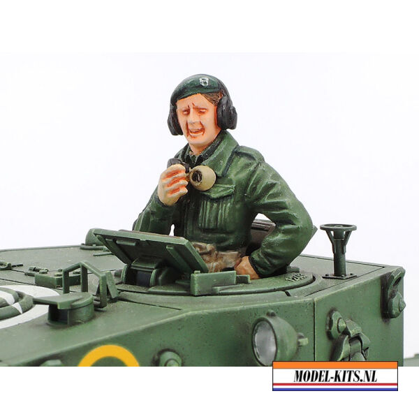 CROMWELL MK. IV BRITISH CRUISER TANK MK. VIII A27M 3