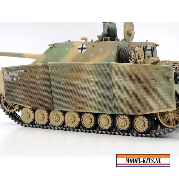 JAGDPANZER IV 70 (A) 3