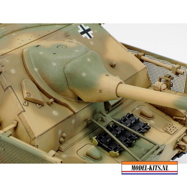 JAGDPANZER IV 70 (A) 8