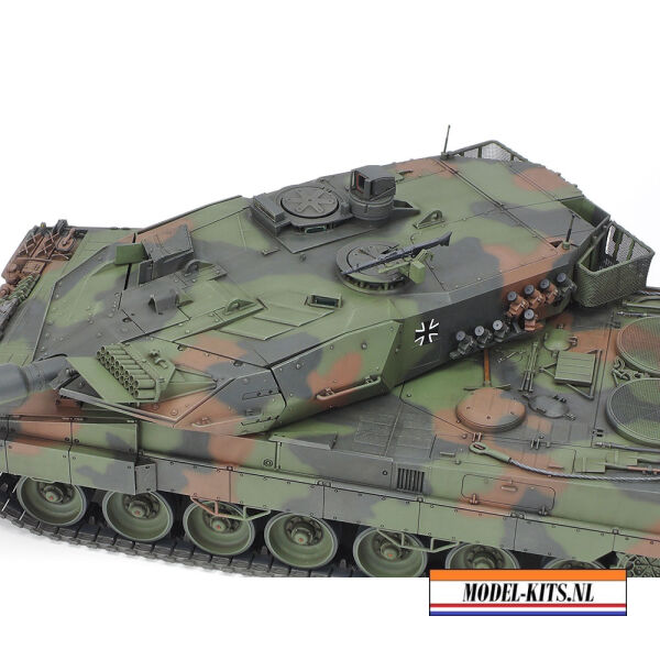 LEOPARD 2 A6 MAIN BATTLE TANK 3