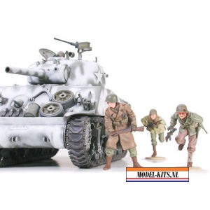M4A3 Sherman U.S. Medium Tank 105Mm Howitzer 2