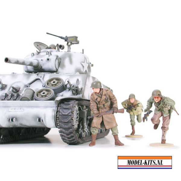 M4A3 Sherman U.S. Medium Tank 105Mm Howitzer 2
