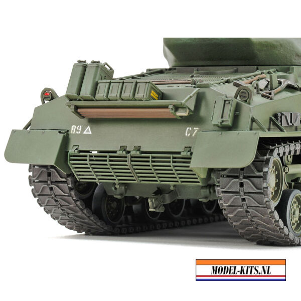M4A3E8 SHERMAN EASY EIGHT (KOREAN WAR) 8