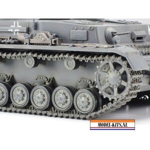 PANZERKAMPFWAGEN IV AUSF. F 4