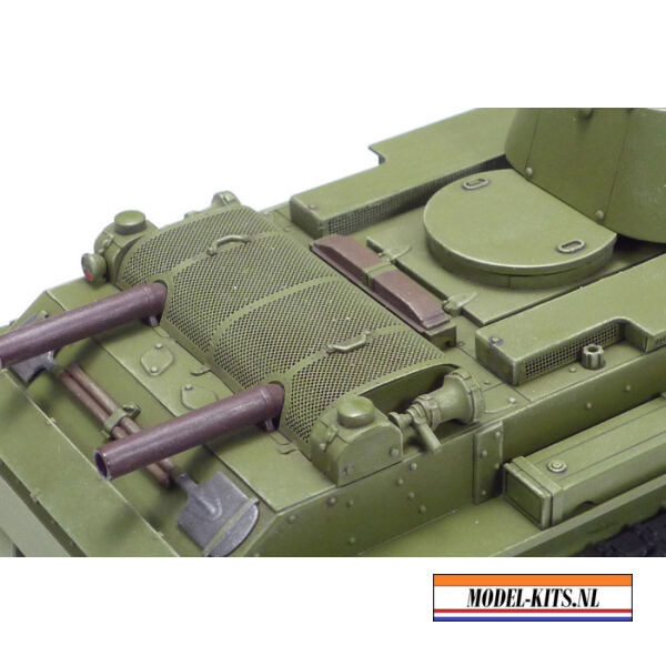 RUSSIAN TANK BT 7 MODEL 1937 4