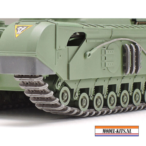 TANK CHURCHILL CROCODILE 6