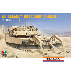 M1 ASSAULT BREACHER VEHICLE