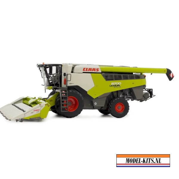 Claas Lexion 8700 met Corio 1275C Conspeed 2