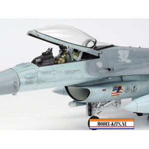 LOCKHEED MARTIN F 16CJ (BLOCK 50) FIGHTING FALCON 3