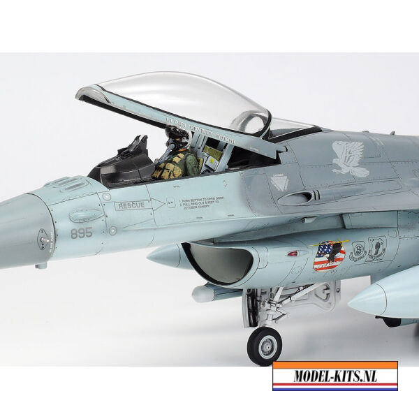 LOCKHEED MARTIN F 16CJ (BLOCK 50) FIGHTING FALCON 3