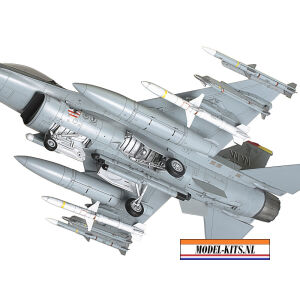 LOCKHEED MARTIN F 16CJ (BLOCK 50) FIGHTING FALCON 4