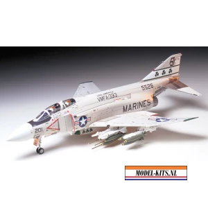 MCDONNELL DOUGLAS F 4J PHANTOM II MARINES 1