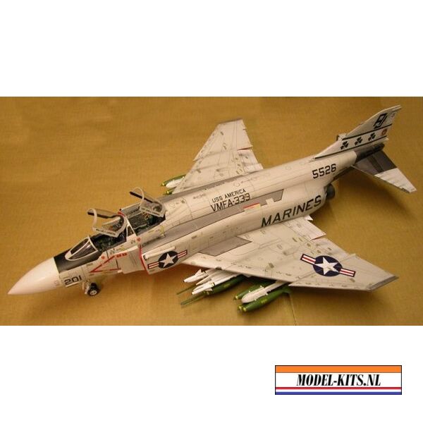 MCDONNELL DOUGLAS F 4J PHANTOM II MARINES 3