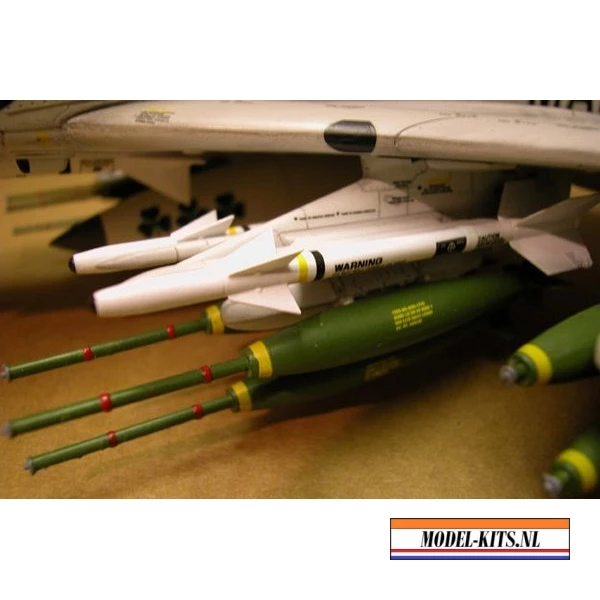 MCDONNELL DOUGLAS F 4J PHANTOM II MARINES 6
