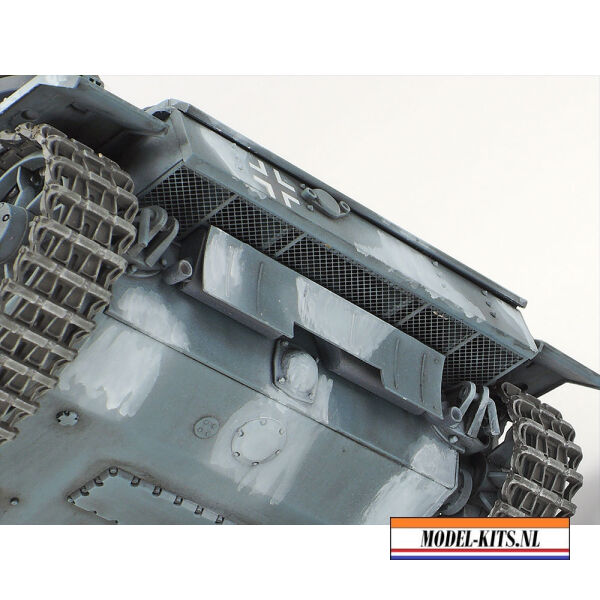 PANZERKAMPFWAGEN III AUSF. N WITH PE PARTS AND METAL BARREL 6