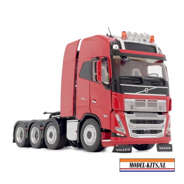 Volvo FH5 8x4 Rood 1
